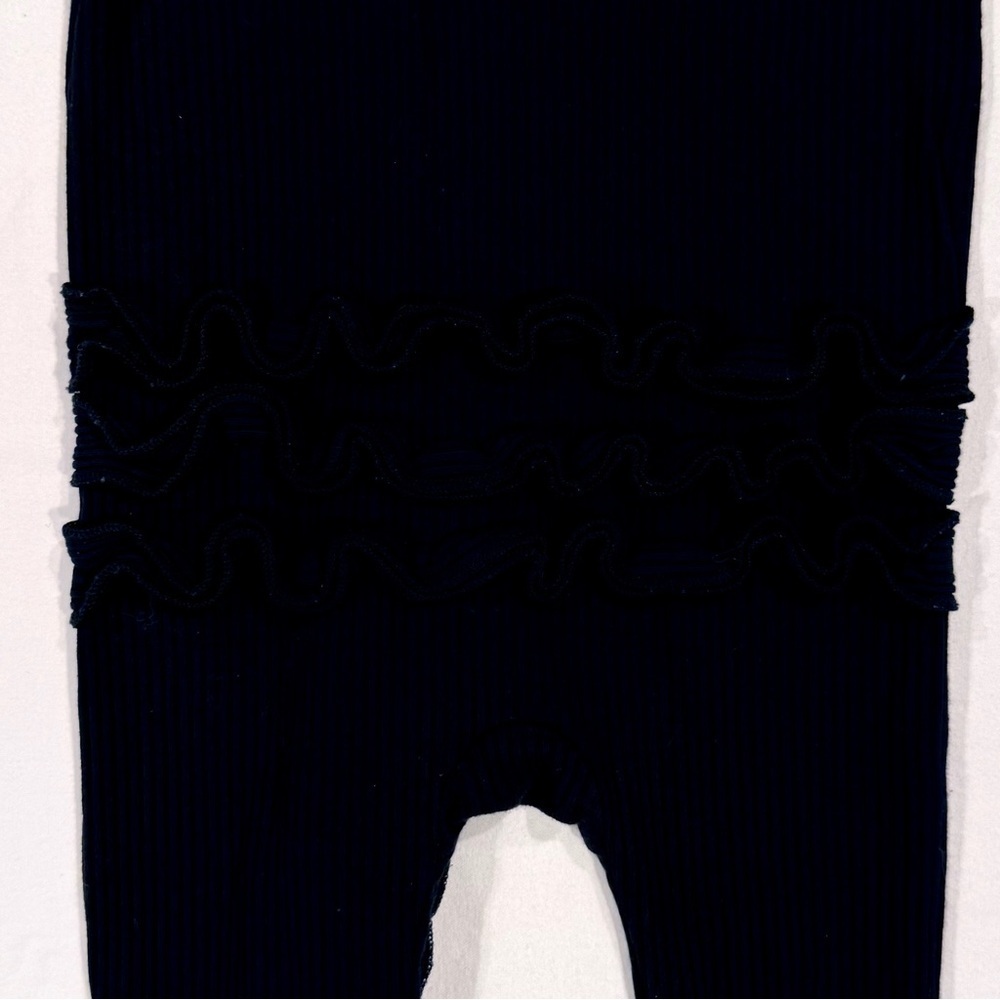 Posh Peanut Ruffled Footie Girls 0-3M Black Zippered Sleeper Pajamas Bamboo - Picture 6 of 9